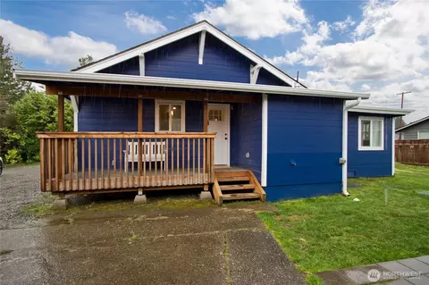 Exterior - 42801 264th Ave SE, Enumclaw, WA 98022 photo 7 of 8