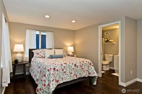 Bedroom - 42801 264th Ave SE, Enumclaw, WA 98022 photo 1 of 4