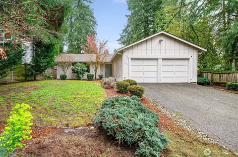 11312 39th Ave NE, Seattle, WA 98125