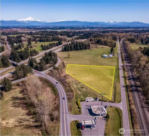 6850 Portal Way, Ferndale, WA 98248