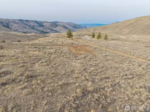13 Honeygold Dr, Orondo, WA 98843