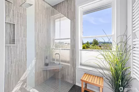 Bath - 73 Cobb Cir, Sequim, WA 98382 photo 2 of 3