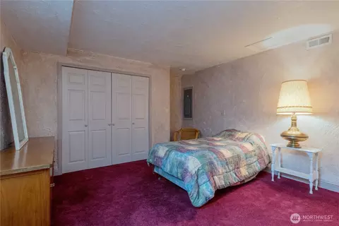 Bedroom - 1139 Wallula Ave, Walla Walla, WA 99362 photo 2 of 2