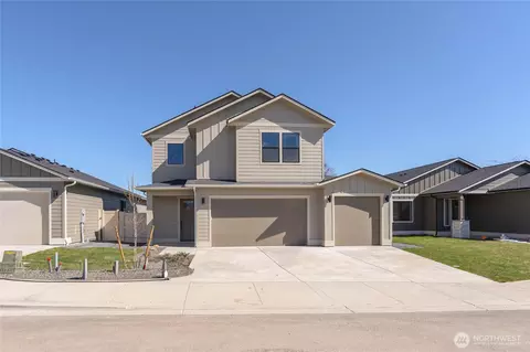 567 S Perry Ave #LOT 5, East Wenatchee, WA 98802