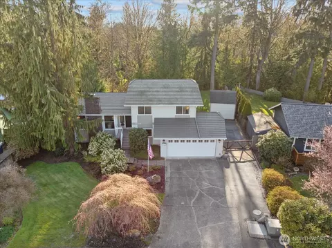 View/Area - 13212 60th Dr SE, Everett, WA 98208 photo 1 of 9