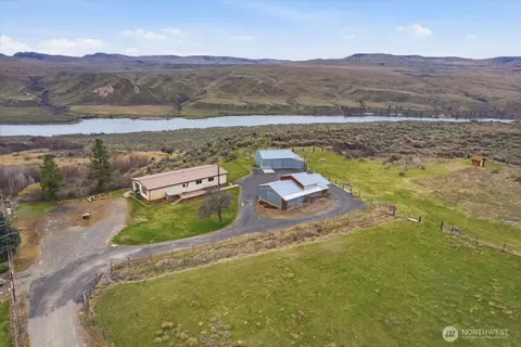 3561 Highway 155, Coulee Dam, WA 99116