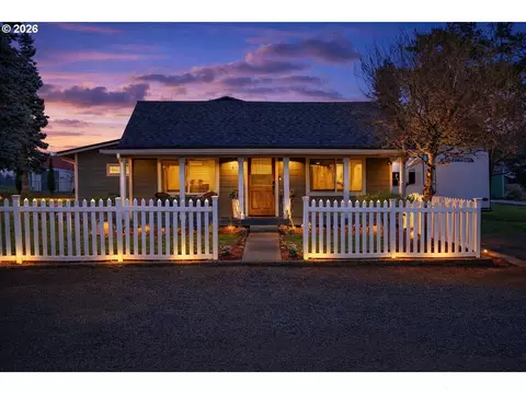 615 NE 257th Ave, Camas, WA 98607
