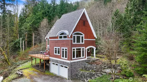 317 W Alder Dr, Sedro Woolley, WA 98284