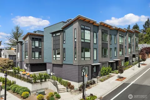 18513 104th Ave NE #D, Bothell, WA 98011