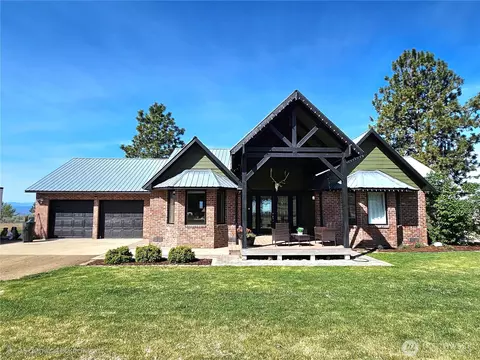 711 Havillah Rd, Tonasket, WA 98855