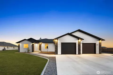 3569 Road 78 NE, Moses Lake, WA 98837