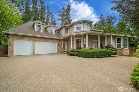 22851 SE Lake Wilderness Dr S, Maple Valley, WA 98038