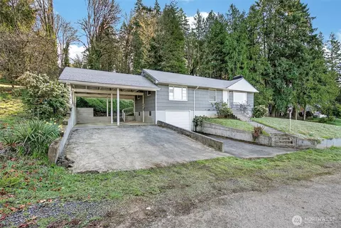 Exterior - 312 SE 2nd St, Winlock, WA 98596 photo 9 of 10