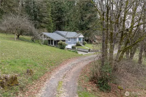 Exterior - 312 SE 2nd St, Winlock, WA 98596 photo 8 of 10