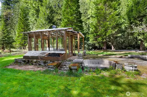 Exterior - 9088 Kendall Rd, Sumas, WA 98295 photo 13 of 13