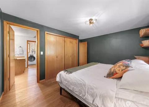Bedroom - 9088 Kendall Rd, Sumas, WA 98295 photo 3 of 3