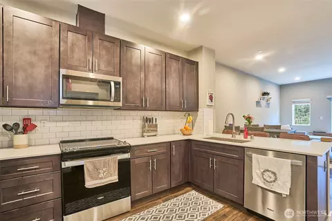 9618 19th Ave SE #C, Everett, WA 98208