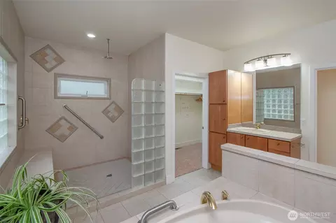 Bath - 102 Sunset Pl, Sequim, WA 98382 photo 1 of 5