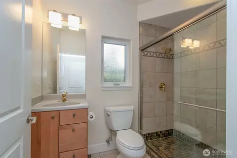 Bath - 102 Sunset Pl, Sequim, WA 98382 photo 5 of 5