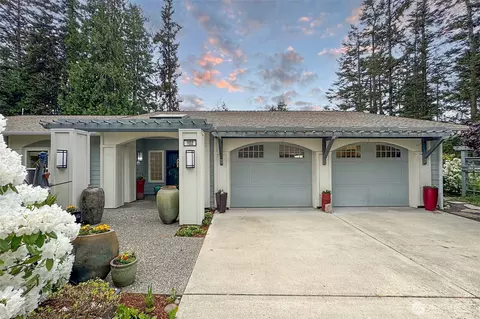 Exterior - 102 Sunset Pl, Sequim, WA 98382 photo 2 of 10