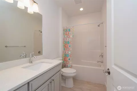 Bath - 30 Nimbus Ln, Sequim, WA 98382 photo 3 of 3