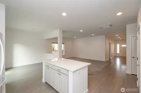 Living - 30 Nimbus Ln, Sequim, WA 98382 photo 5 of 5