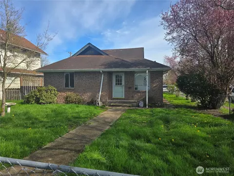 602 18th Ave, Longview, WA 98632