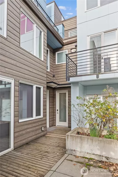 4329 Woodland Park Ave N, Seattle, WA 98103
