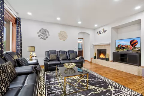 Living - 4115 228th Pl SE, Bothell, WA 98021 photo 2 of 3