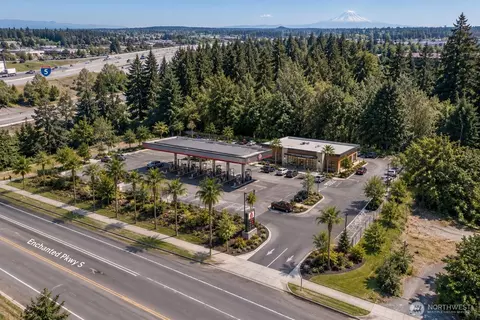 1111 Enchanted Pkwy S, Federal Way, WA 98003
