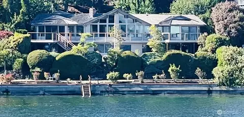 8806 Warren Dr NW, Gig Harbor, WA 98335