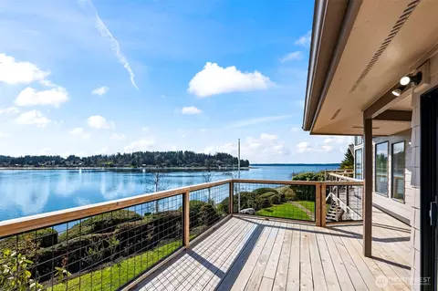 8806 Warren Dr NW, Gig Harbor, WA 98335