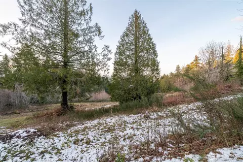 221 E Linda Vista Ct, Union, WA 98592