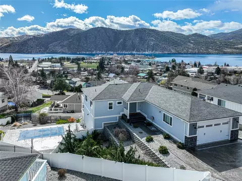 80 Terrace Dr, Manson, WA 98831