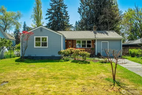 1557 NE 171st St, Shoreline, WA 98155