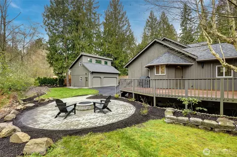 Exterior - 19922 3rd Dr SE, Bothell, WA 98012 photo 5 of 7