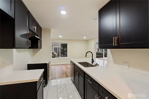 Kitchen - 2902 13th St #3B, Everett, WA 98201 photo 1 of 1