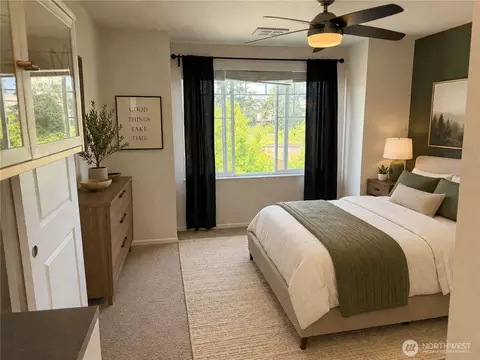 Bedroom - 3310 31st Dr, Everett, WA 98201 photo 3 of 3