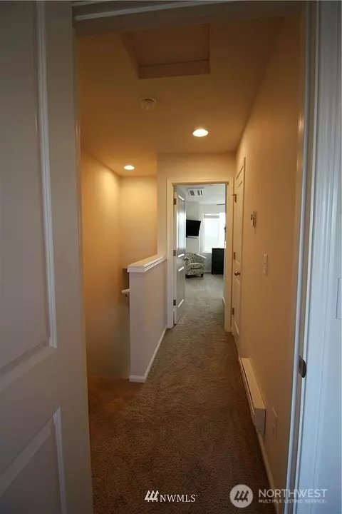 Entry Way - 3310 31st Dr, Everett, WA 98201 photo 2 of 3