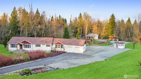 7203 Erna Ln, Sedro Woolley, WA 98284