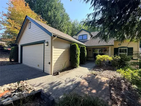 15 Leighbrook Ln, Port Ludlow, WA 98365
