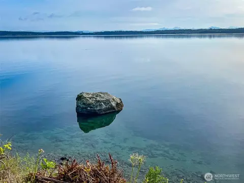15 White Rock Ln, Port Ludlow, WA 98365