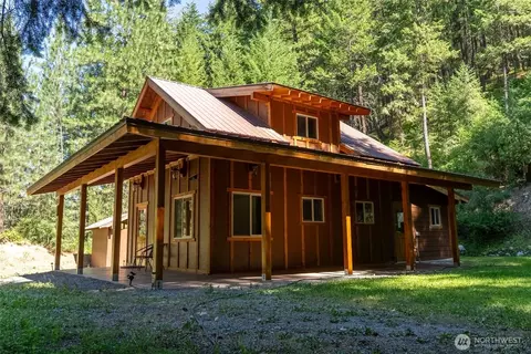 Exterior - 15 Howerton Rd, Twisp, WA 98856 photo 1 of 9
