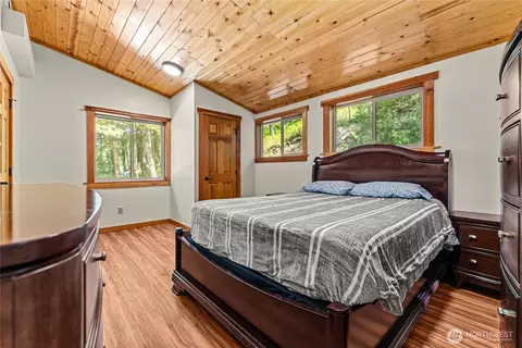 Bedroom - 15 Howerton Rd, Twisp, WA 98856 photo 3 of 9