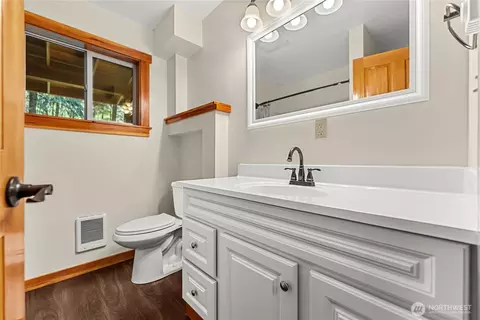 Bath - 15 Howerton Rd, Twisp, WA 98856 photo 1 of 5