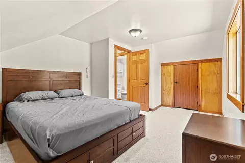 Bedroom - 15 Howerton Rd, Twisp, WA 98856 photo 5 of 9