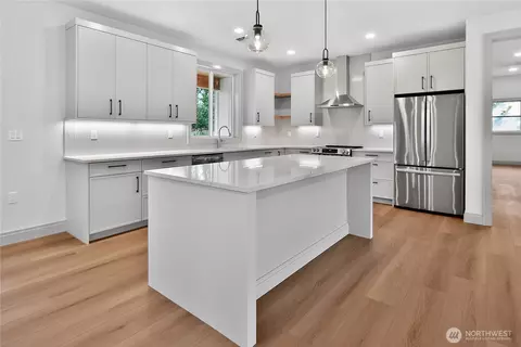 Kitchen - 148 Sunland Dr, Sequim, WA 98382 photo 1 of 7