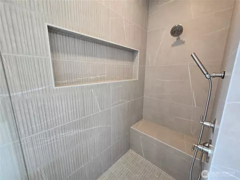 Bath - 148 Sunland Dr, Sequim, WA 98382 photo 3 of 4