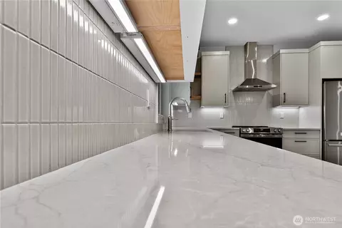 Kitchen - 148 Sunland Dr, Sequim, WA 98382 photo 3 of 7