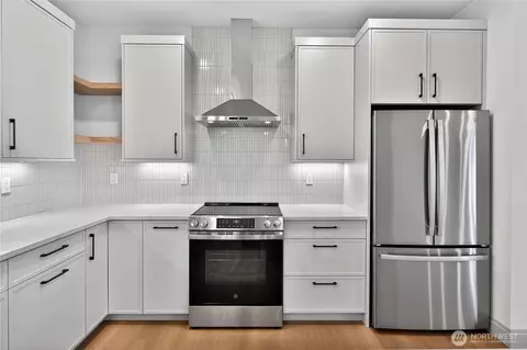 Kitchen - 148 Sunland Dr, Sequim, WA 98382 photo 6 of 7